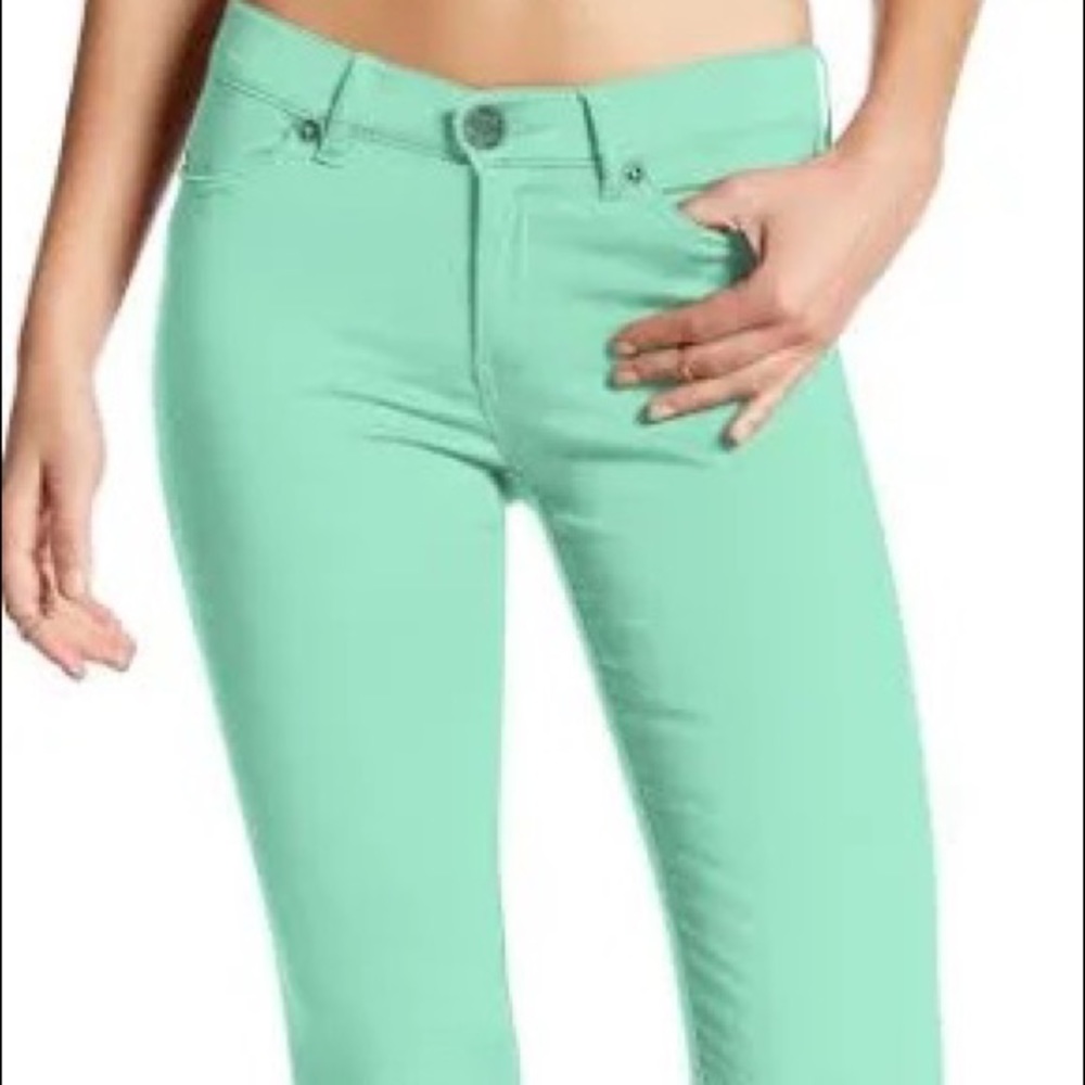 Skinny jeans Celebrity Gold mint green skinny mid rise cotton jeans size 10/ 31